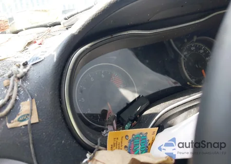 2019 Jeep Cherokee Limited 4X4 z USA, uszkodzony, nr VIN 1C4PJMDX2KD321530